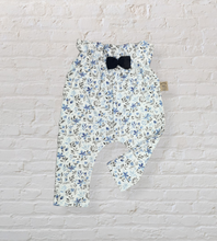 Lade das Bild in den Galerie-Viewer, Preise ~ Paperbaghose ~ Gr. 50-116