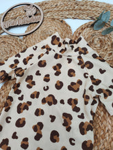 Lade das Bild in den Galerie-Viewer, Gr. 80 UV-Badeshirt kurzarm, Leo braun