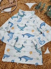 Lade das Bild in den Galerie-Viewer, Gr. 86 UV-Badeshirt langarm, hohes Bündchen, EP Wale