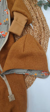 Lade das Bild in den Galerie-Viewer, Gr. 86/92 Walkoverall Honiggelb/EP Fuchsliebe + XXL-Loop + Walk-Zwergenmütze + GRATIS Mütze