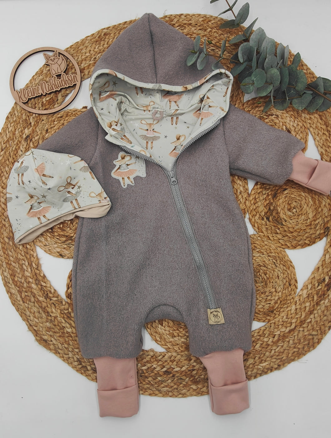 Gr. 68/74 Walkoverall Sand/EP Ballerina Mausi, Babybündchen + GRATIS Mütze