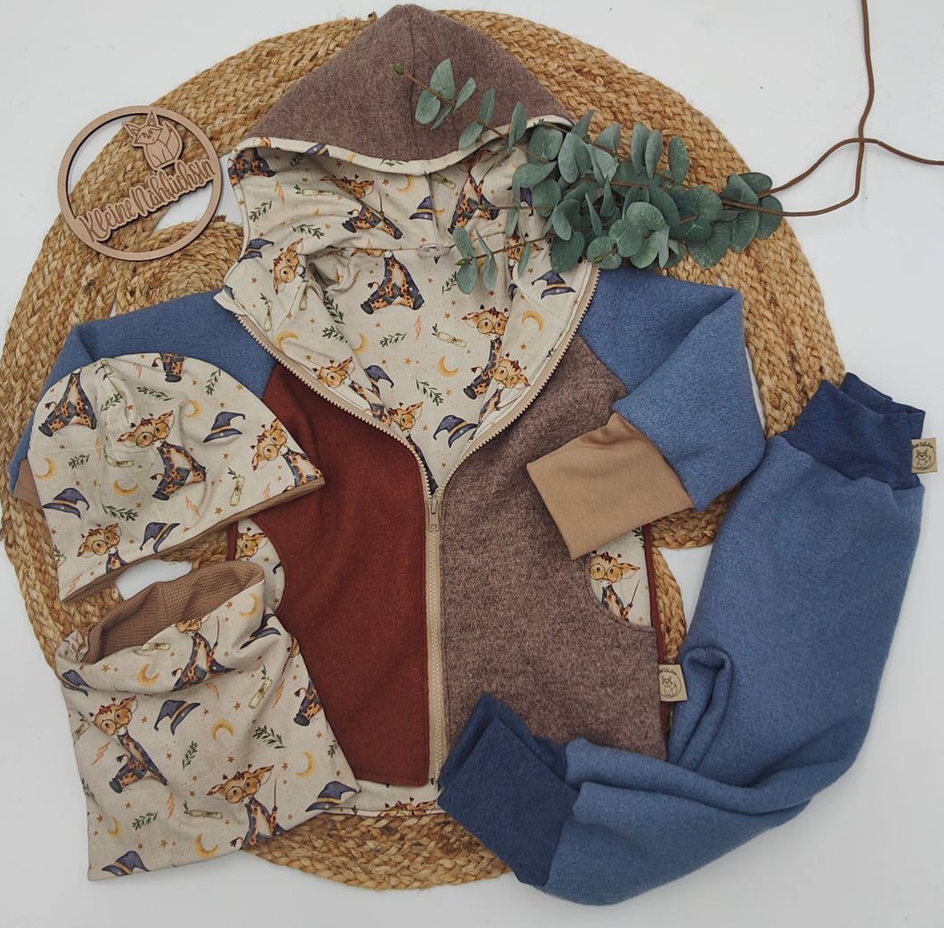 Gr. 98/104 Set Walkmantel Color-blocking/Giraffe Hermine + Walkpumphose + Loop + GRATIS Mütze